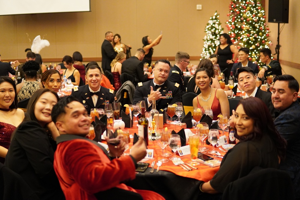 65th Medical Brigade Hosts Annual Holiday Ball