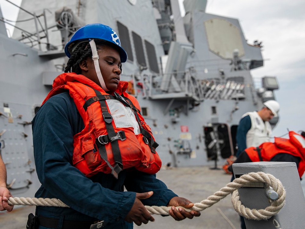 DVIDS - Images - USS Delbert D. Black Conducts RHIB Operations [Image 4 ...