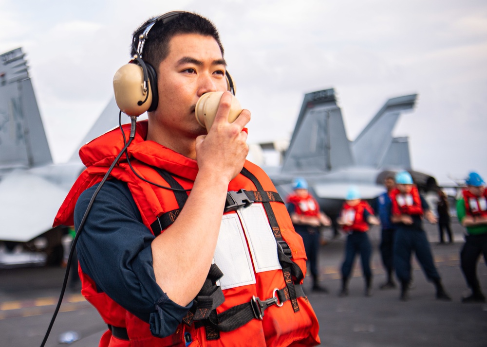 Nimitz Conducts Fueling-at-Sea