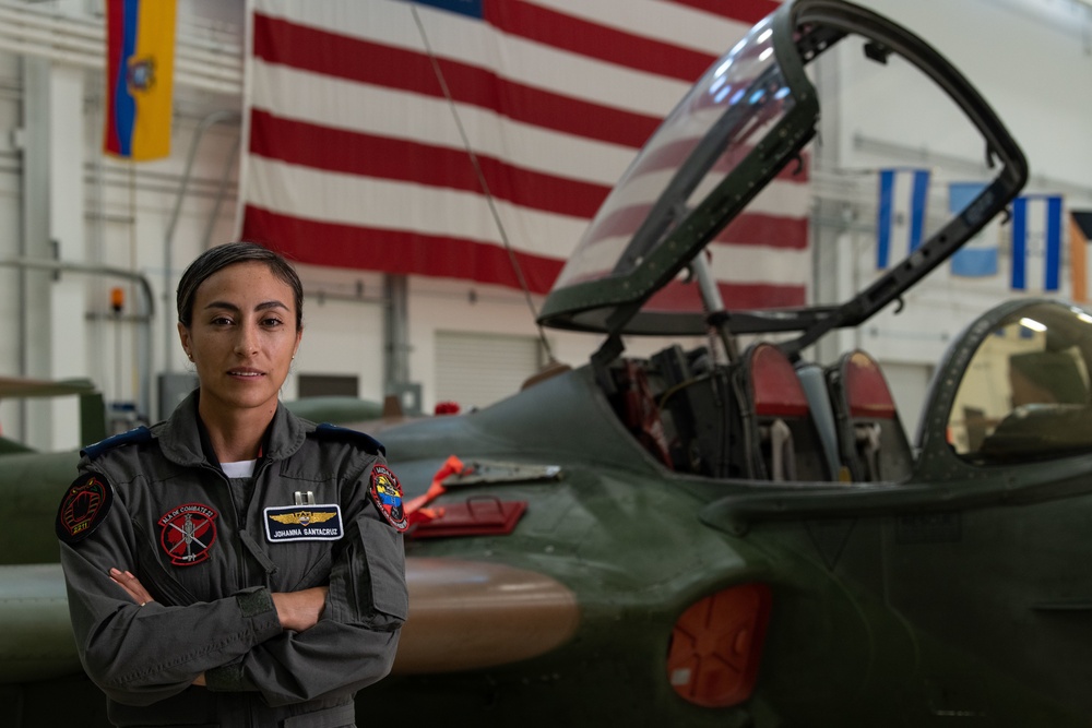 Capt. Johanna Santacruz - IAAFA Pilot Instrument Procedures Course - Ecuadorian Air Force
