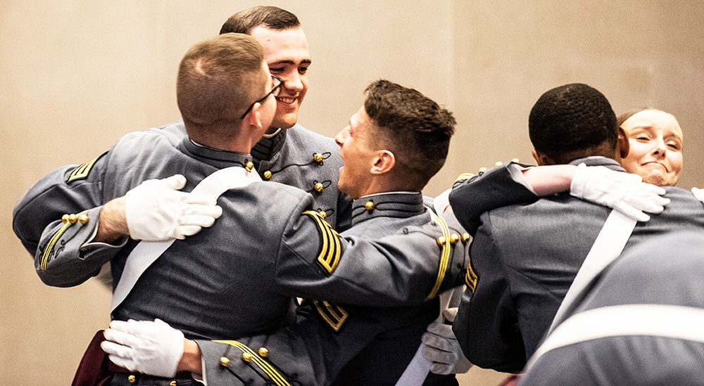 West Point graduates 14 more cadets from Class of 2022