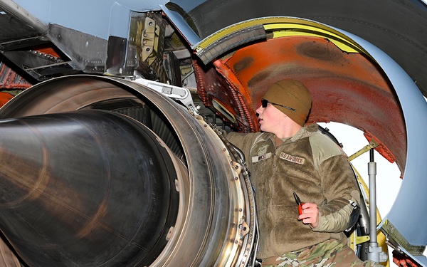 Maintainers Maintain the KC-135 at Selfridge