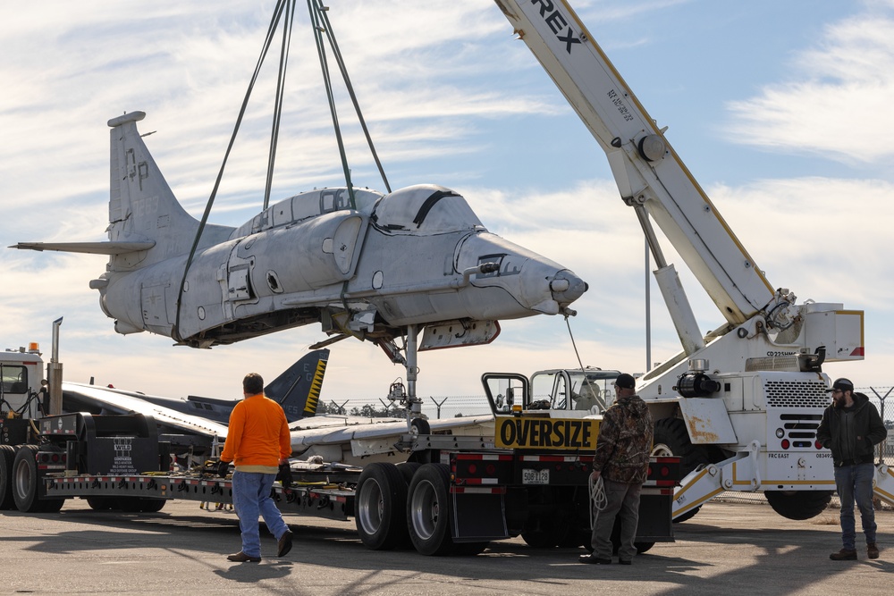 Return of the Skyhawk