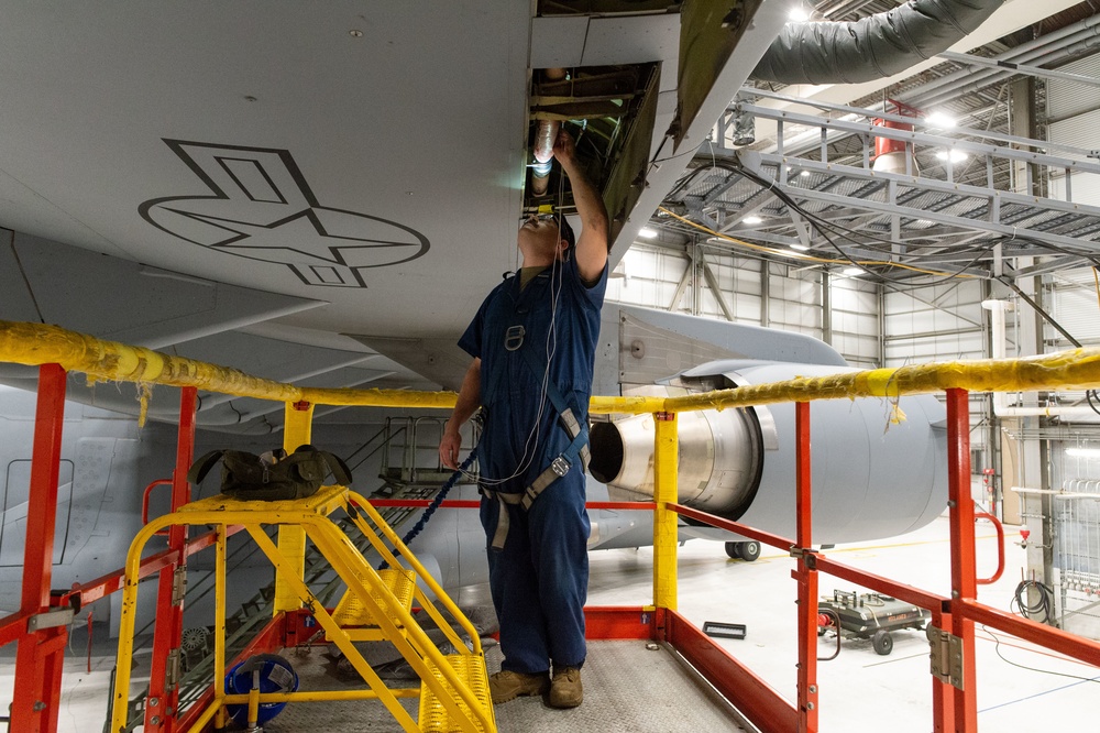 436th MXS aircraft fuel systems repair technicians don’t fuel around