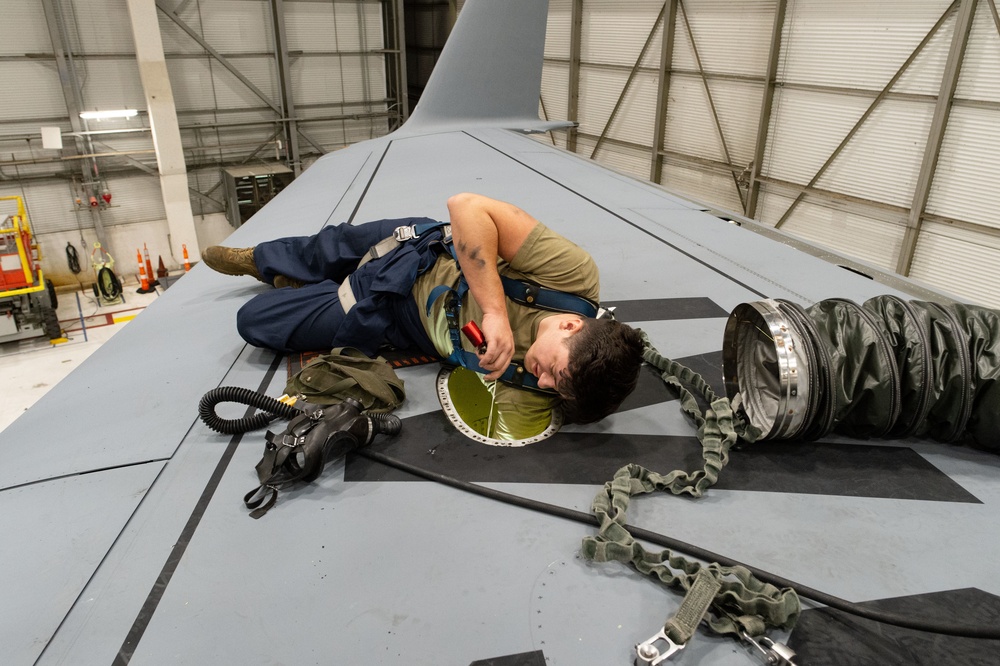 436th MXS aircraft fuel systems repair technicians don’t fuel around