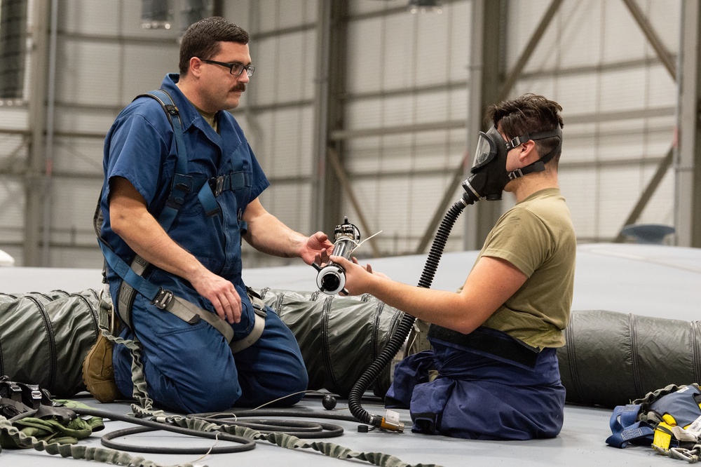 436th MXS aircraft fuel systems repair technicians don’t fuel around