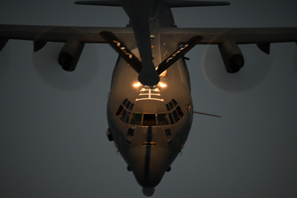 91st EARS refuels AC-130J Ghostrider