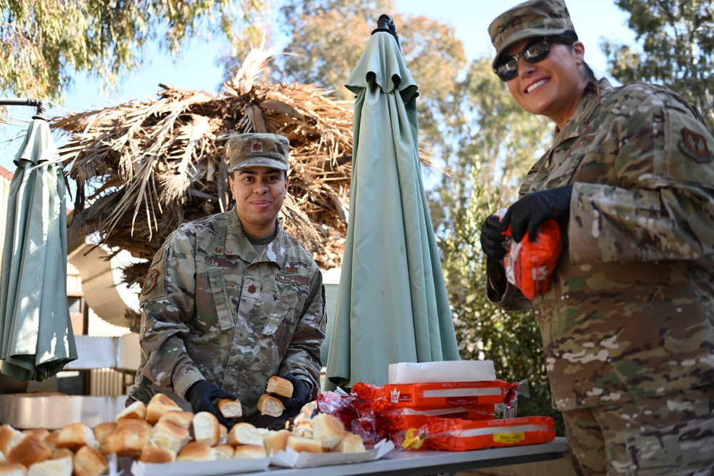 39 ABW command team unveils Titan painting