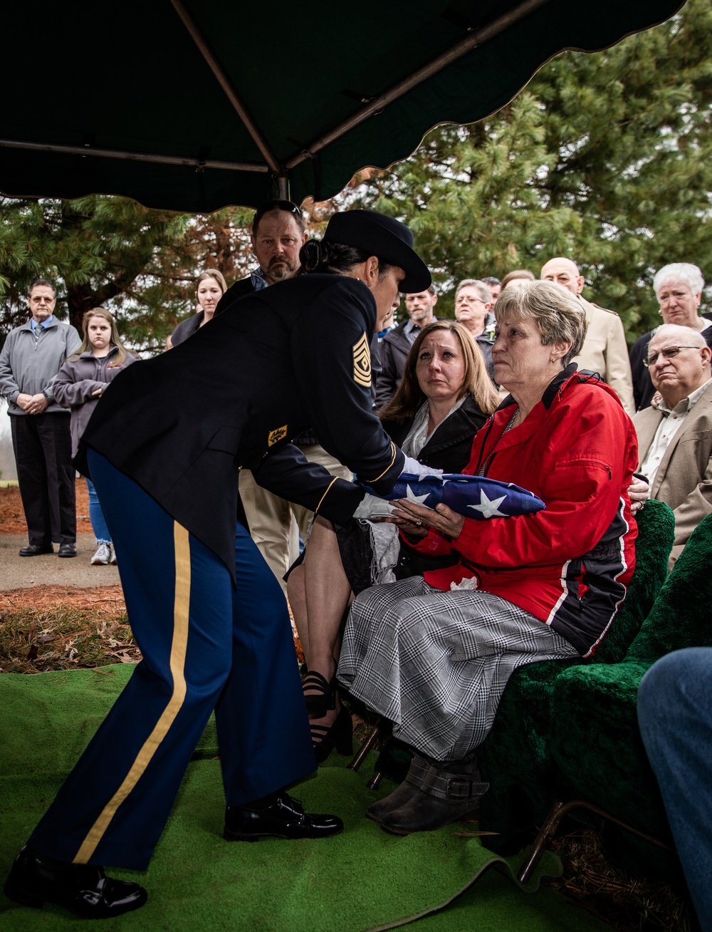 First female Kentucky Army National Guard master sergeant honored