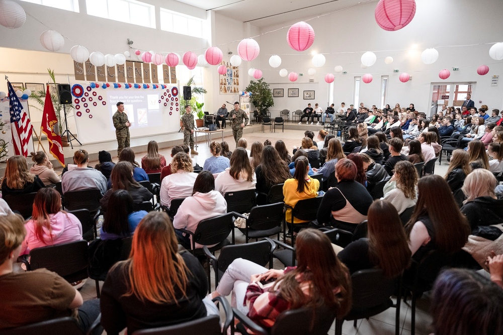 MSGs speak at America Day in Hungary