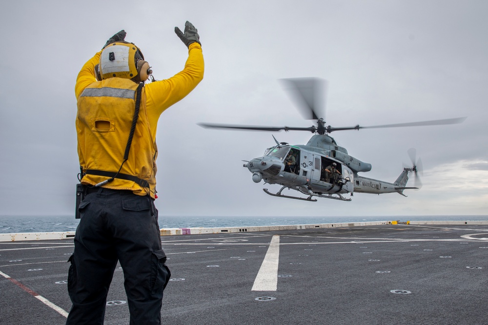 13th MEU VMM 362 CASEVAC aboard USS Anchorage