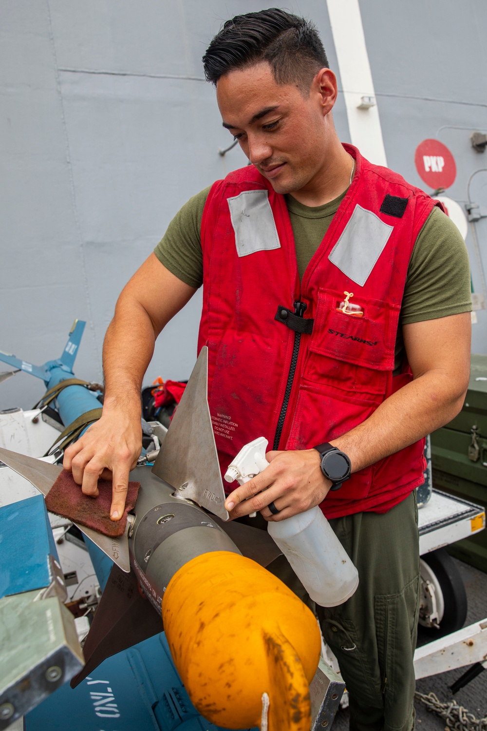 13th MEU VMM 362 Flight Line Maintenance aboard USS Anchorage