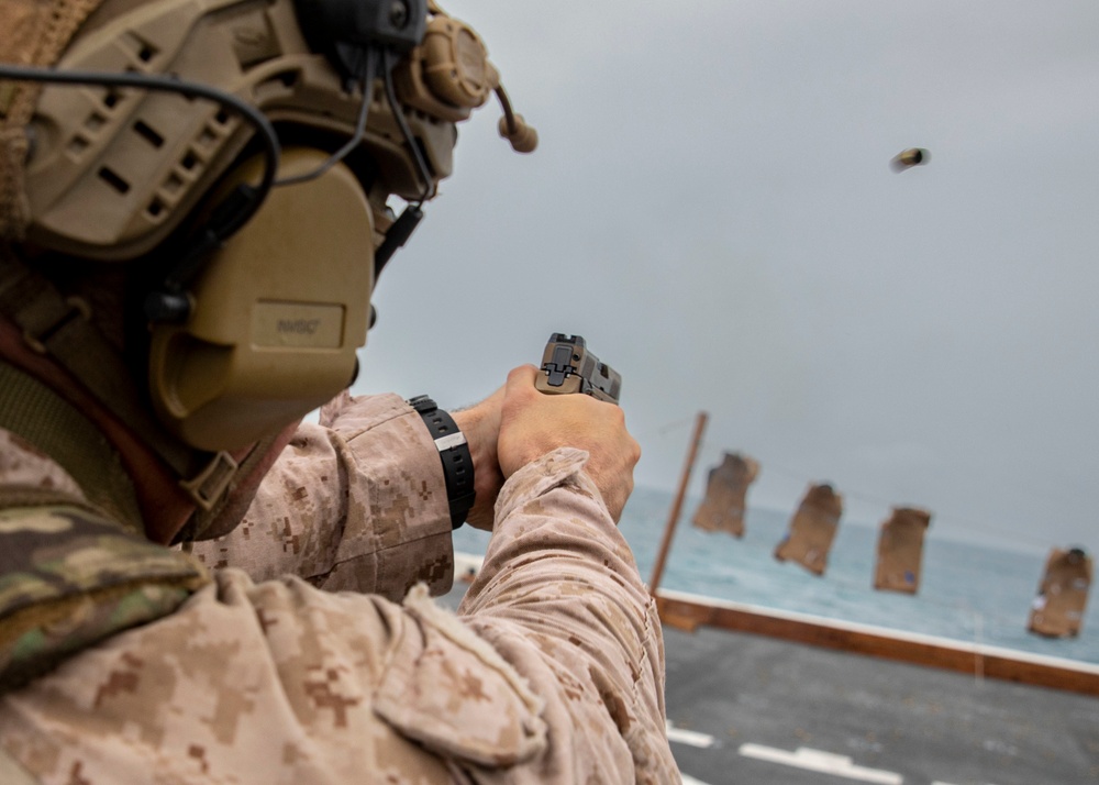 13th MEU Maritime Raid Force Deck Shoot aboard USS Anchorage