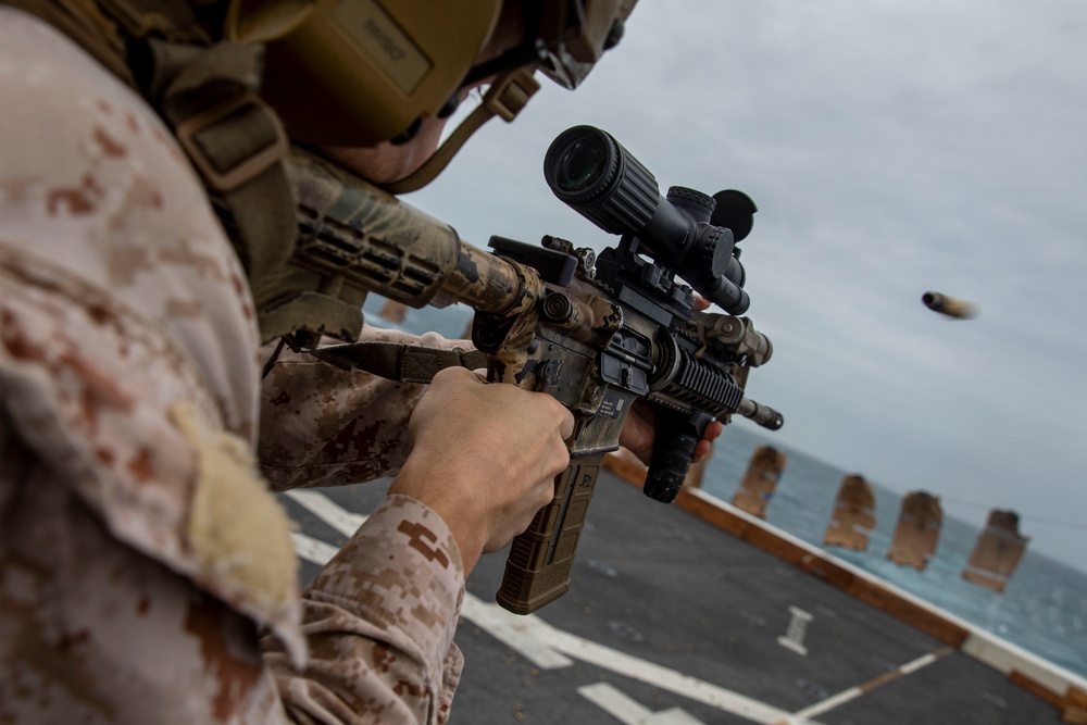 13th MEU Maritime Raid Force Deck Shoot aboard USS Anchorage