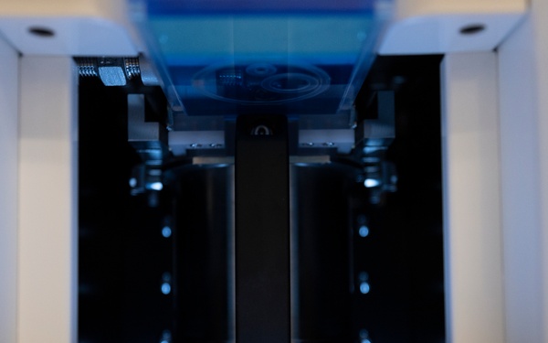 Cryo-Electron Microscope