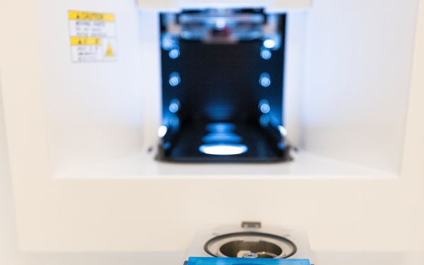 Cryo-Electron Microscope