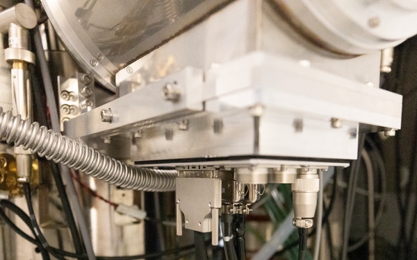 Cryo-Electron Microscope