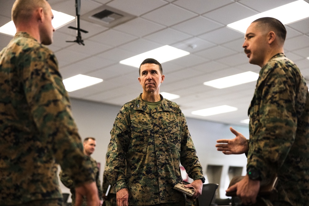 Division CG attends 5th Marines warfighting conference
