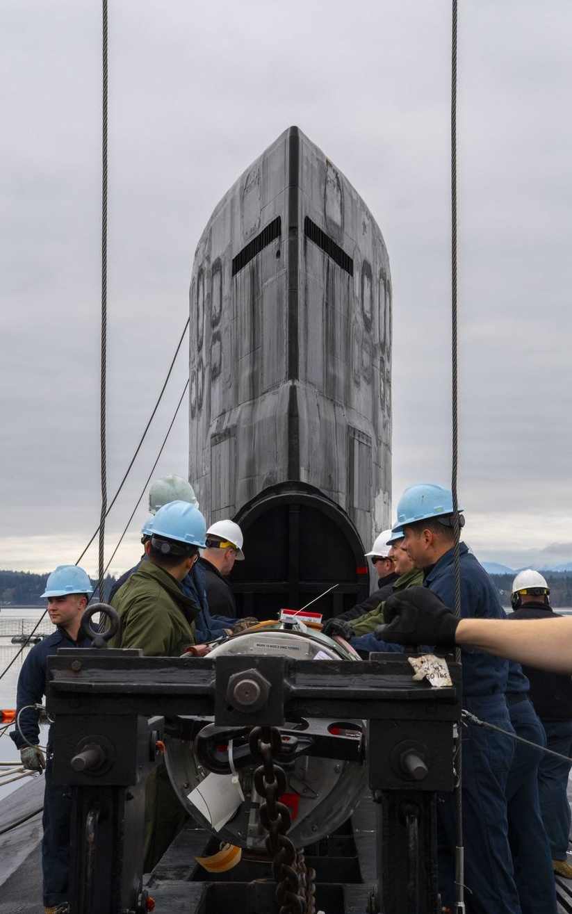 USS Seawolf Visits Naval Magazine Indian Island