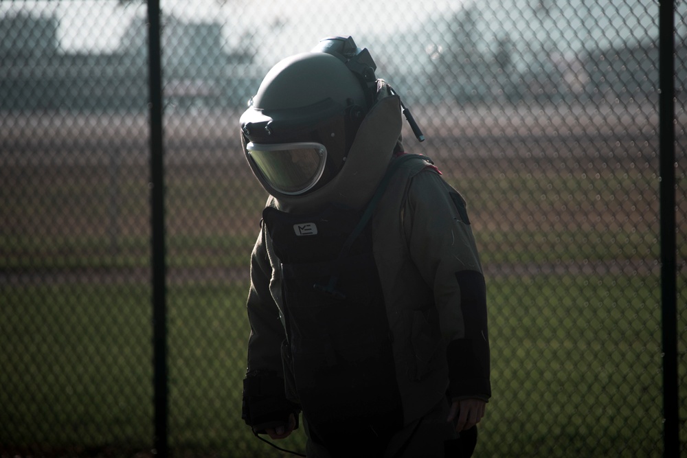 EOD Bomb Suit Agility Test