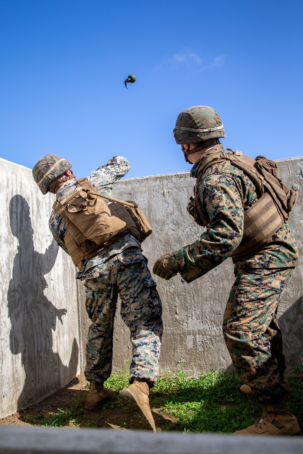 1/12 conducts live-fire range