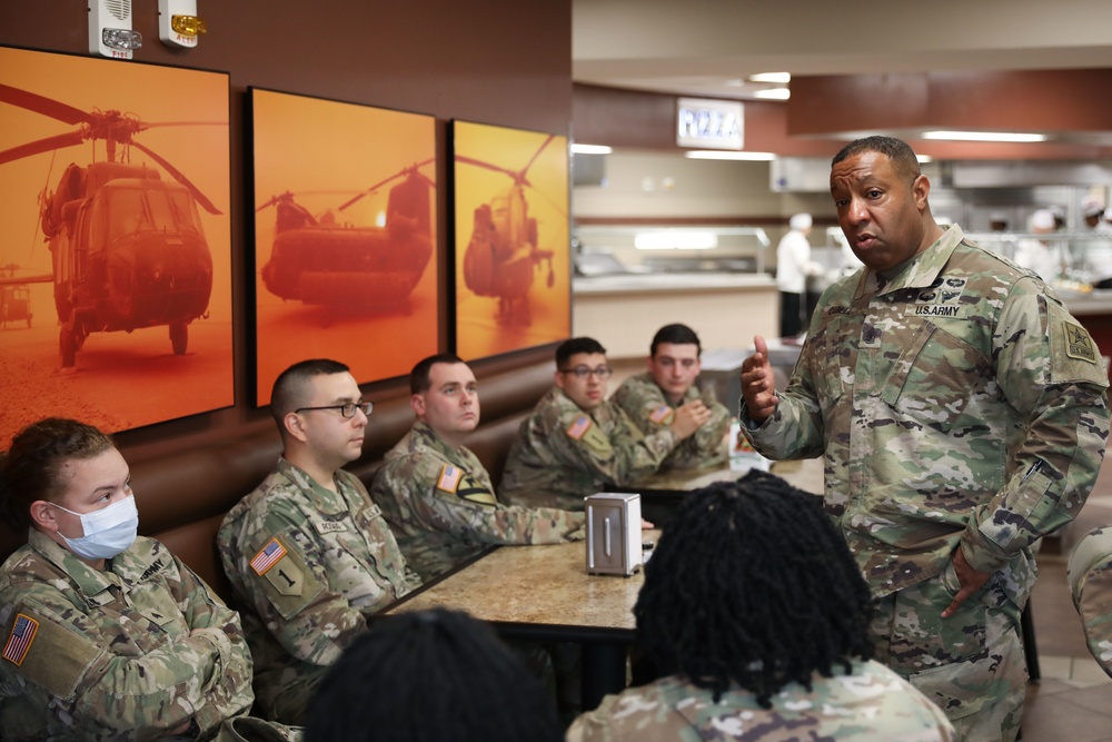 Sgt. Maj. Darnell Cabell Visits the 9th Financial Management Support Unit on Fort Riley