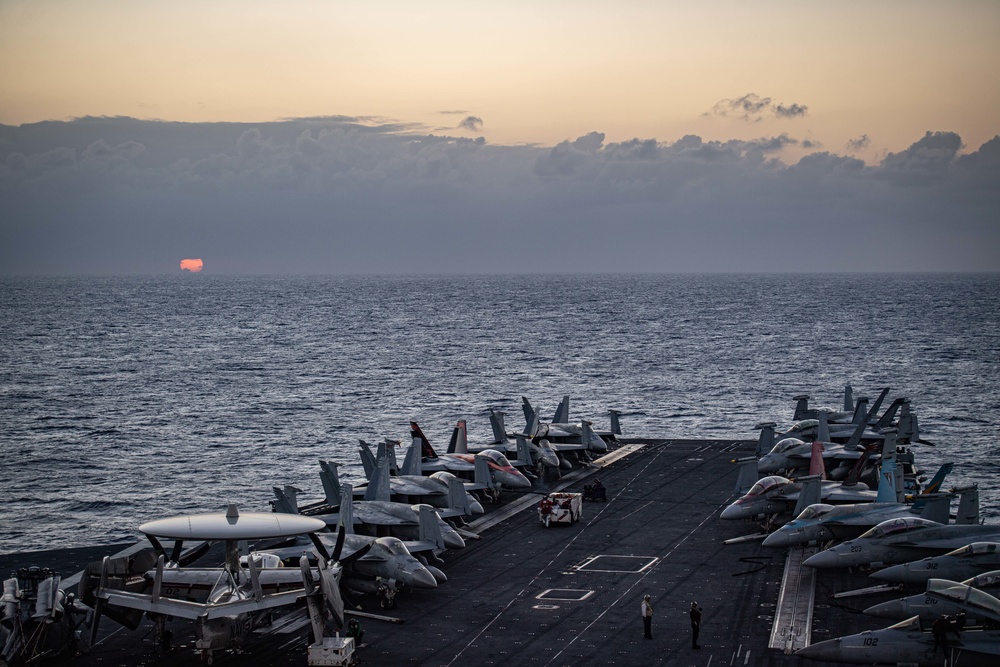 Nimitz Navigates Through the South China Sea