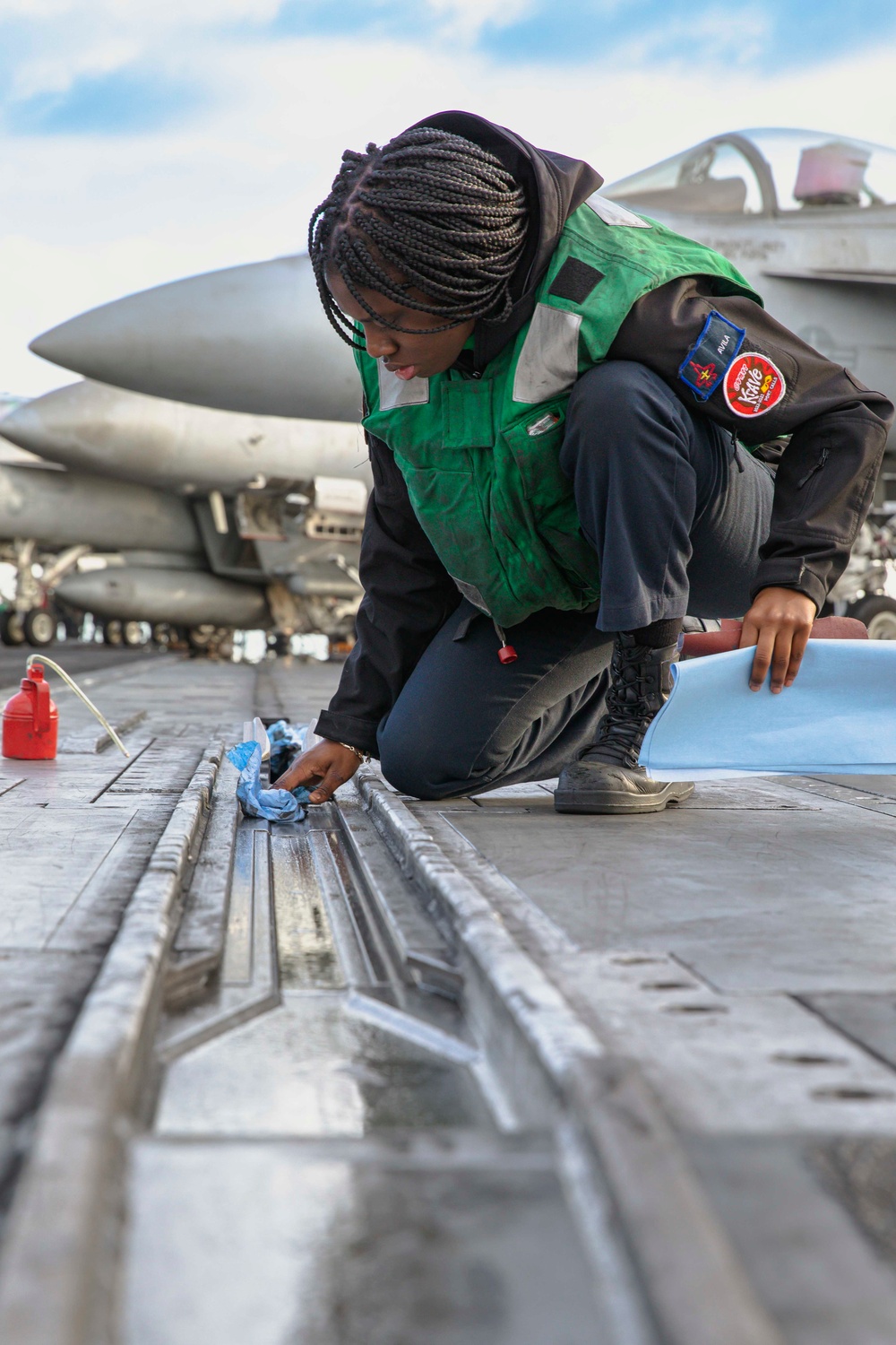 Daily Operations Aboard USS George H.W. Bush (CVN 77)