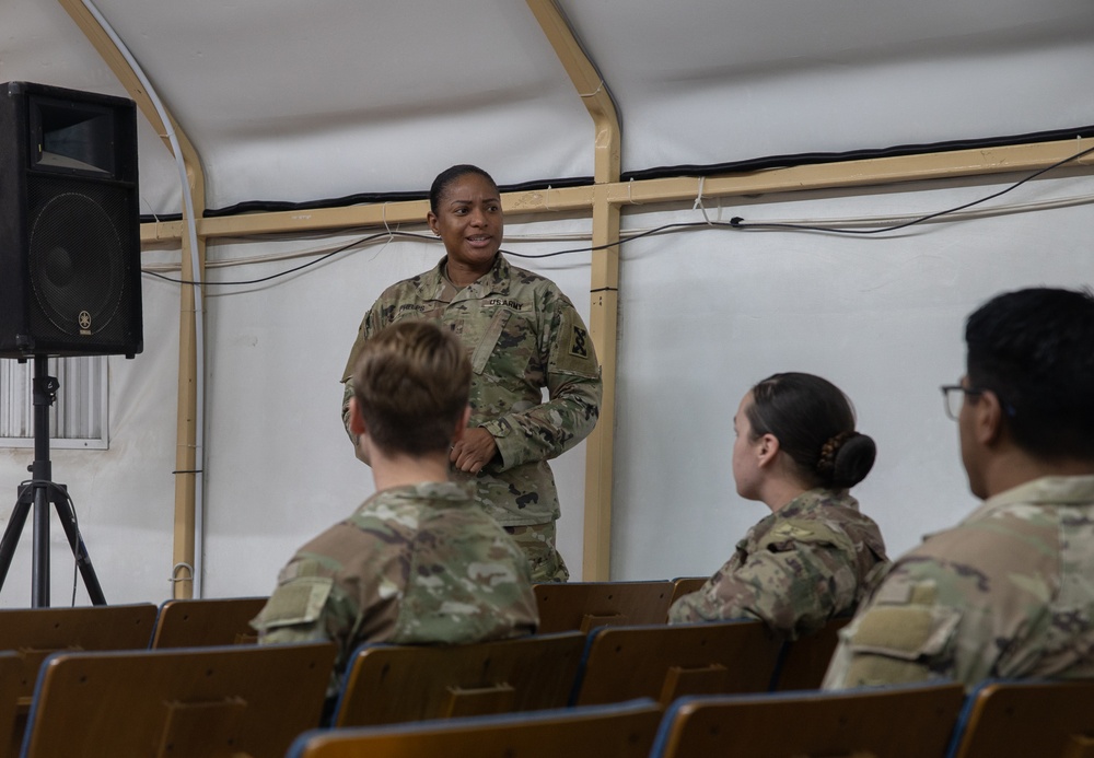 369th Sustainment Brigade conducts Unit Public Affairs Representative training