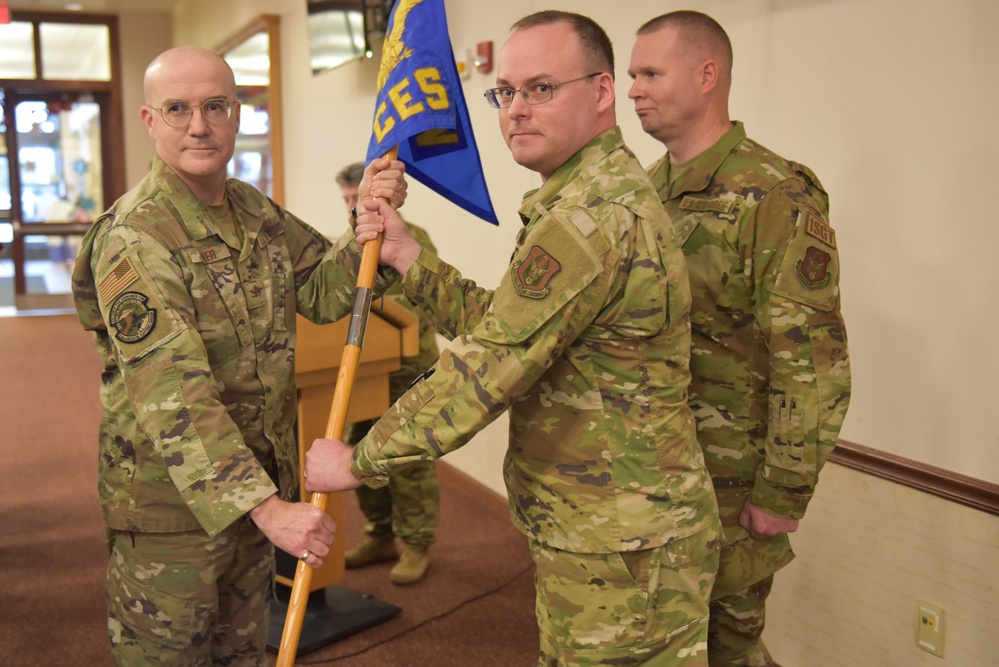 Lt Col Harper assumes command of the 914 CES