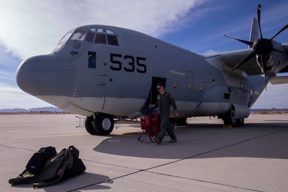 VMGR-152 Conducts Aerial Deliveries during Vagabond Horizon 2023