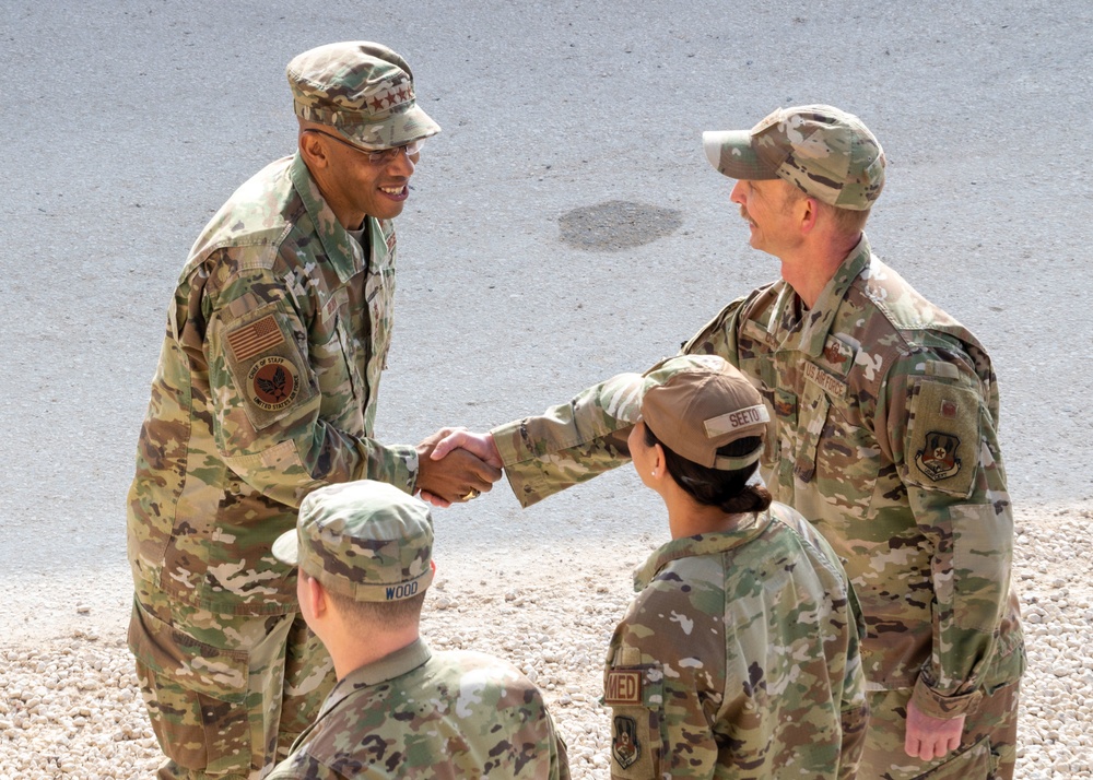 CSAF and CMSAF visit the Red Tails