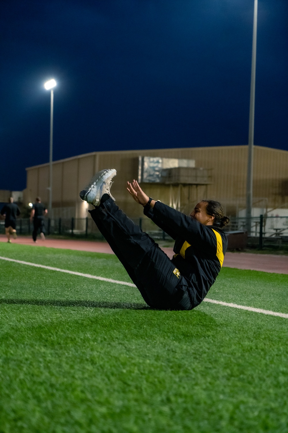 143d Expeditionary Sustainment Command conducts physical readiness training