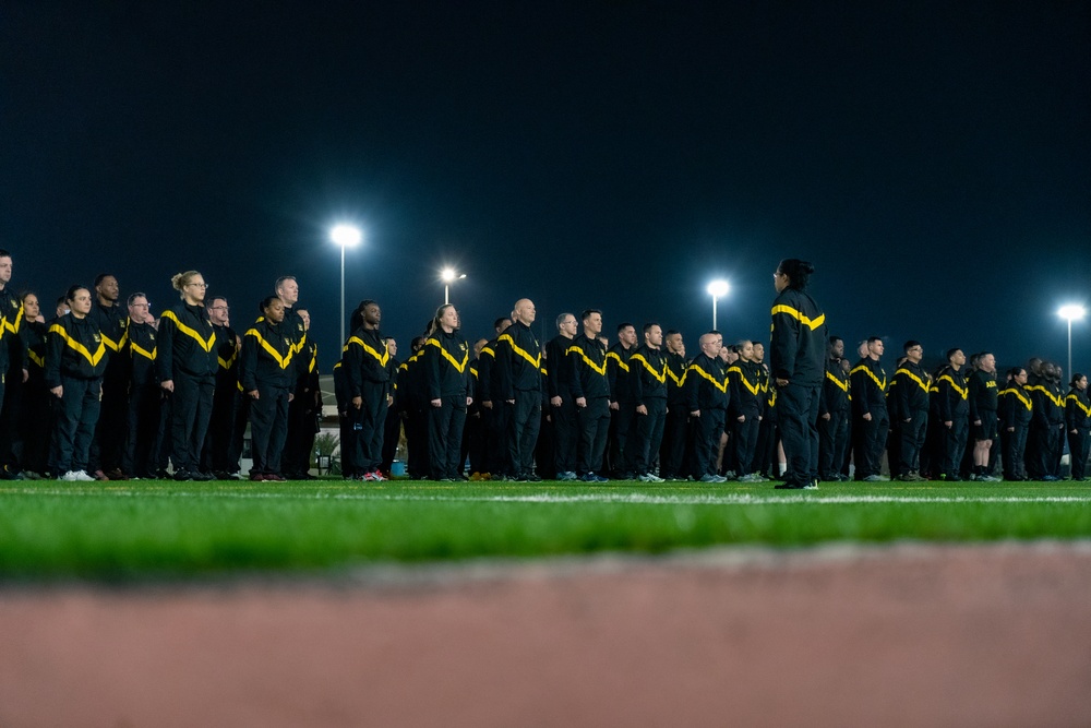 143d Expeditionary Sustainment Command conducts physical readiness training