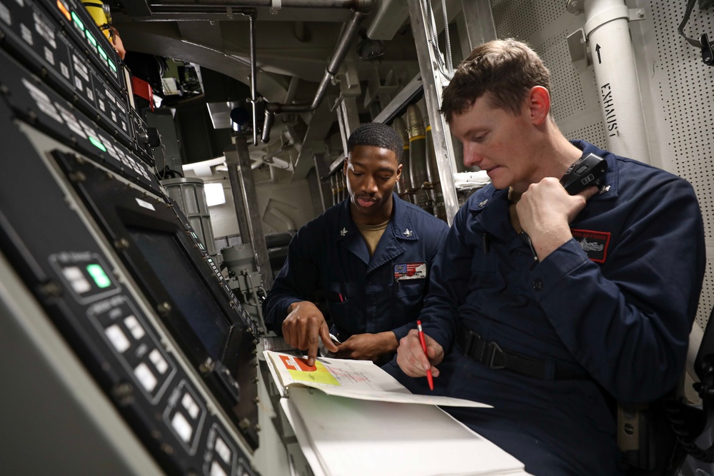 USS Rafael Peralta (DDG 115) Conducts Live-Fire Exercise While Operating in the Philippine Sea