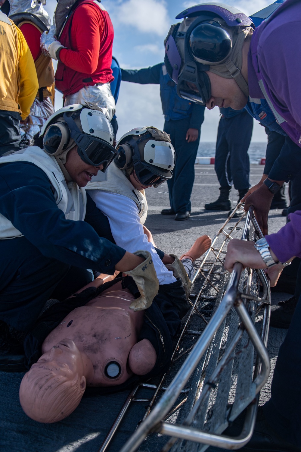 USS Green Bay (LPD 20) Conducts Flight Deck Crash Training