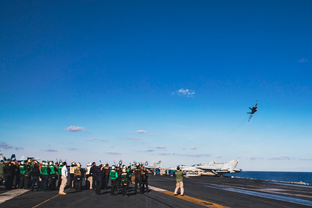 VFA 103 Change of Command Ceremony Held Aboard USS George H.W. Bush (CVN 77)