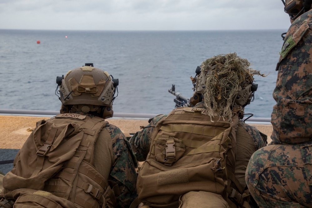 13th MEU Marines conduct machine gun deck shoot