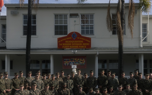 1st MARDIV G-3 poses for group photo