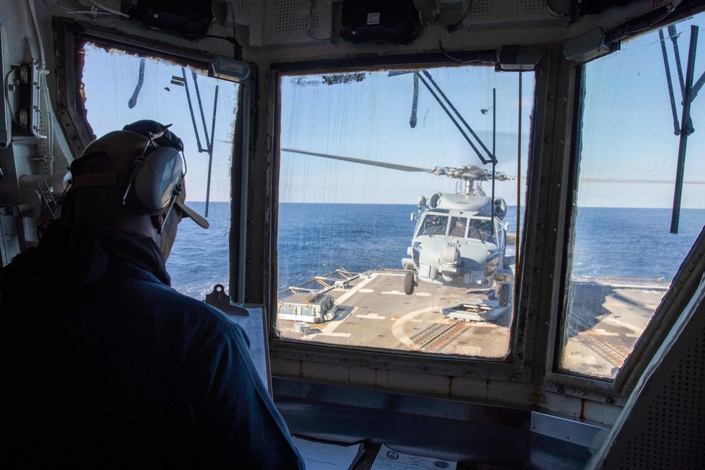 USS Nitze (DDG 94) Daily Operations