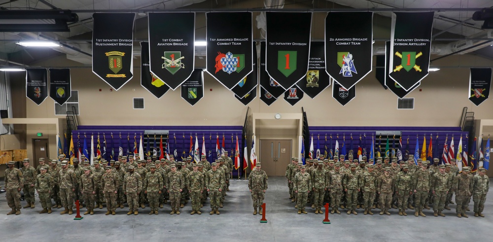 1st Infantry Division Welcomes Home Soldiers from Deployment