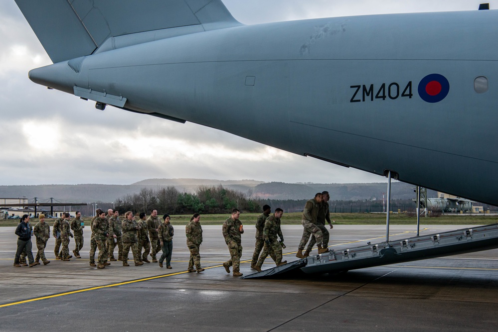 RAF familiarize Airmen with Atlas C.1