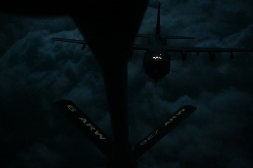 91st EARS crew refuels AC-130