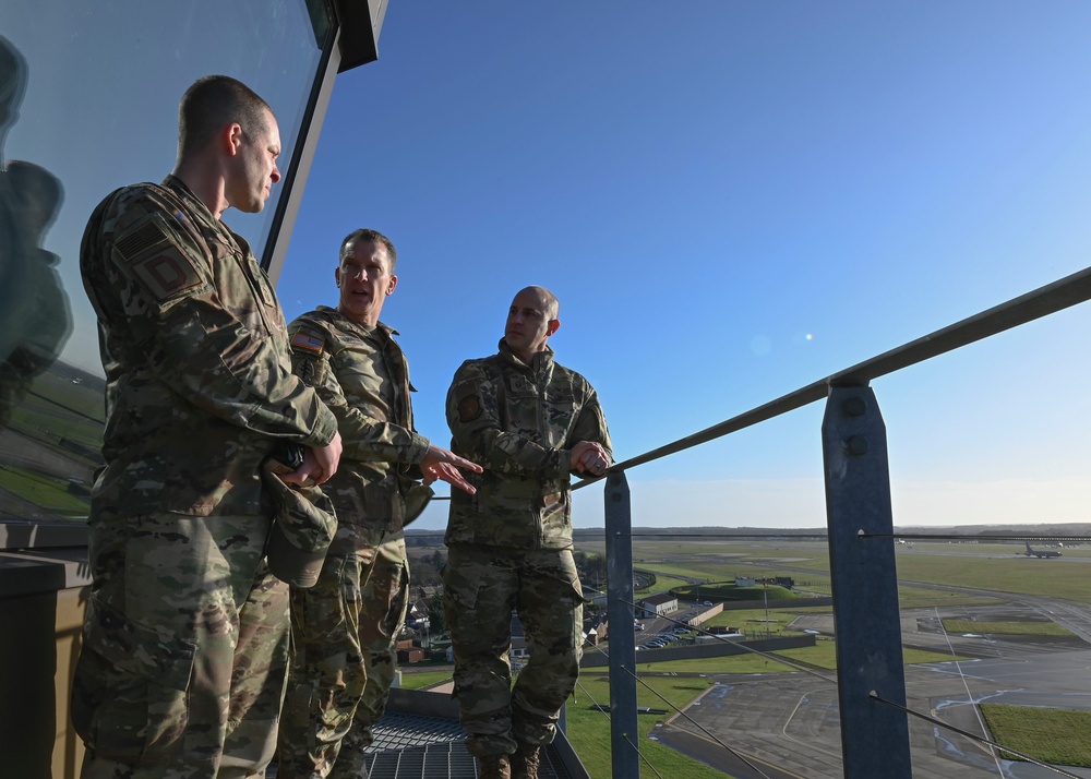 Command Sergeant Major Robert Abernethy visits Royal Air Force Mildenhall