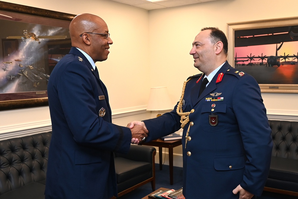 CSAF Hosts Turkish Defense Attache