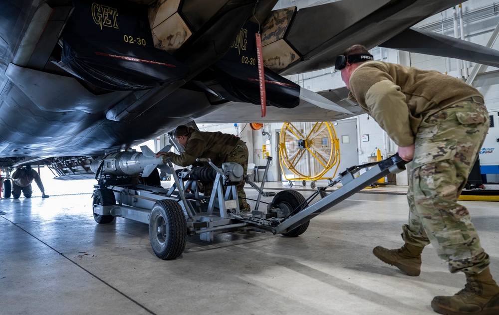 F-22 Weapons load Q4