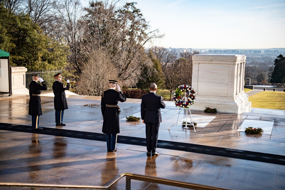 British Foreign Secretary James Cleverly Participates in a Public Wreath-Laying Ceremony at the Tomb of the Unknown Soldier