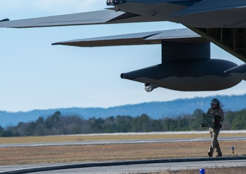 1 SOW conducts FARP exercise, increases ACE readiness