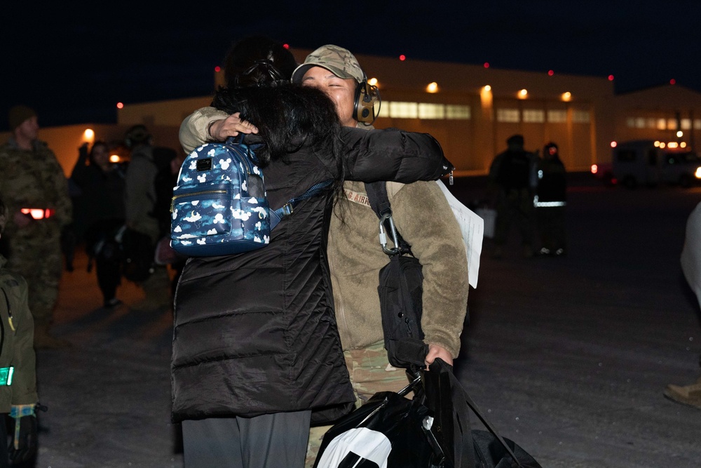 176th Wing Airmen welcomed home