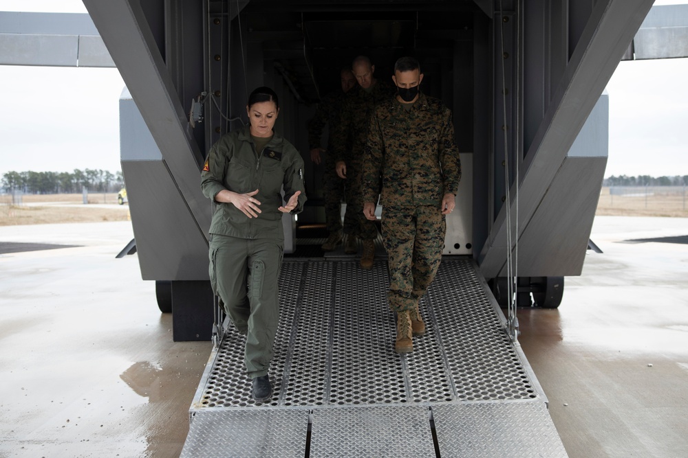 Brig. Gen. Niebel tours MCAS New River